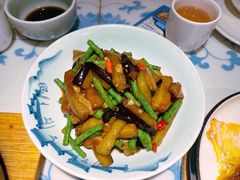 茄子烧豆角-小菜园新徽菜(镇江京口吾悦店)