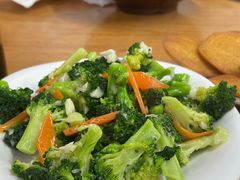 -东北四季饺子王(华山路店)