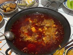 -旧街市鲜货老火锅(大光路店)