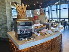 -锦厨国际自助餐厅 · 云端景观 (昆明索菲特大酒店)