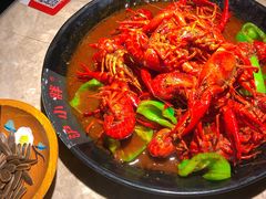 -沪小胖小龙虾(淮海中路旗舰店)