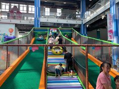 -蒙特利亲子乐园