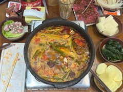 -黔有有贵州酸汤夺夺粉火锅(五味十字店)