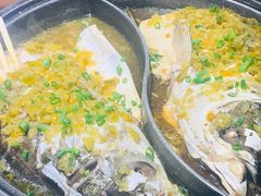 -阿瓦山寨·湘菜现炒·剁椒鱼头王(咸阳总店)