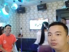 -麦霸KTV(光谷店)