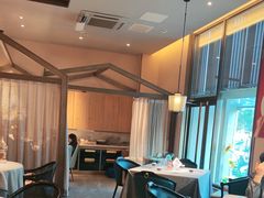 -巴盟人家·内蒙地方菜(华丽家族店)