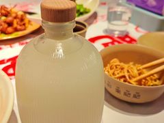 -肥肥虾庄·金牌油焖大虾(汉街SKP店)