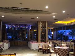 -张家界大成山水国际大酒店