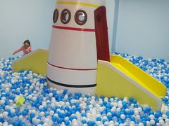 -小门牙好性格托育(北外滩中心)