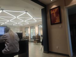 -BOF HAIR BY HONTO