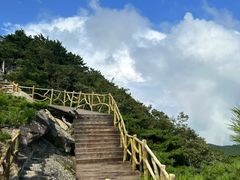 -罗田薄刀峰风景区