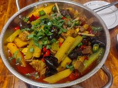 -乡土特色.冷锅鱼.牦牛肉汤锅