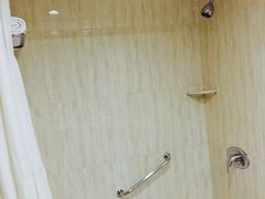 -燕山大酒店