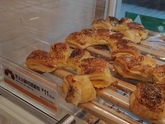 芝士火腿可颂面包-85度C(广州石牌桥店)