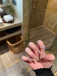 -UGIRL有个美甲