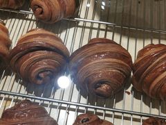-VERIE BAKEHOUSE