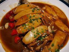 千岛湖红烧鱼头-钱江大院·芳宴江南(三花国际店)