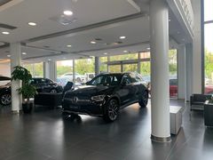 -河北盛世之星奔驰4S店(赵佗公园店)