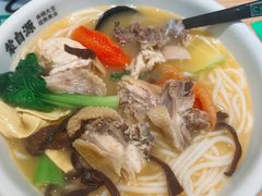 -蒙自源米线大王(东站店)