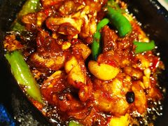 石锅杭椒牛蛙-桂满陇天书(南京德基旗舰店)