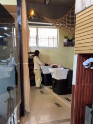 -卡木里发型工作室