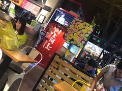 大堂-阿上阿上麻辣香锅&麻辣烫(朝阳蓝色港湾店)
