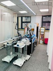 -斐尔国际皮肤管理中心