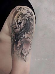 传统-黑旗纹身