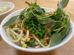 -官亭路小吃一条巷