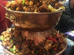 -巴四老城区炭火蛙锅(张江店)