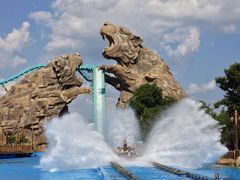 -七彩云南欢乐世界