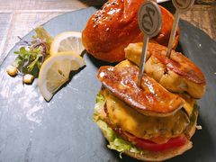 -HIGH FIVE哈福手工汉堡(桂林路店)