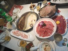 -三人行骨头王火锅(长寿店)