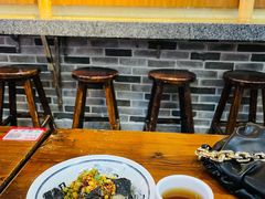 -黑白电视长沙小吃(美林M·LIVE天地东座店)