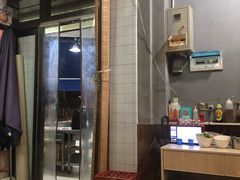 -杨姨老益阳麻辣烫(林科大店)