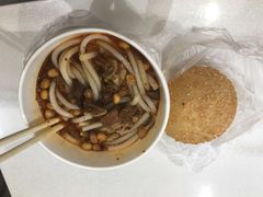 -覃肥叔桂林米粉(粮道街店)