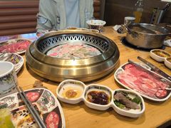 -汉江山料理级自助烤肉(荆州万达店)