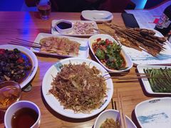 -郝木屋·烧烤(桥头店)
