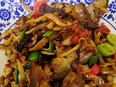 烟笋腊肉钵-新新湘菜馆(新中街二条店)
