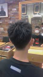 -首脑美发沙龙