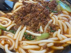 -丽虹云南过桥米线(兴工街店)