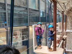 -PIPIKINGDOM皮皮王国欢乐号(欢乐海岸购物中心店)