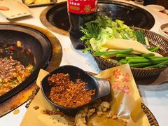 -刘淑芬·活鱼铁锅炖(北京首店)