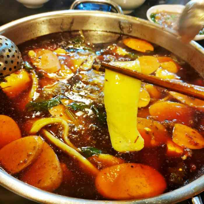 霞姐精致豆花牛肉-"听说开了十多年一共有几百平的位置很地.