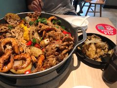 -精悦蓉(松江万达广场店)