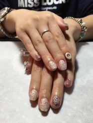 -睫乐园•睫公馆•美睫美甲沙龙