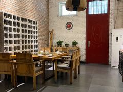 -苹果树下艺术餐厅(宋庄店)