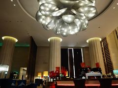 -天津京基皇冠假日酒店