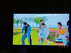 -涨巢·潮玩水疗局