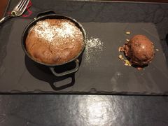 -恰餐厅及酒吧 CHAR Bar & Grill (北京丽都皇冠假日店)